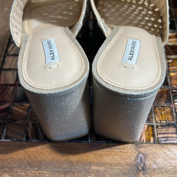 Alex Marie clog mules open toe gold shoes - Picture 3 of 7